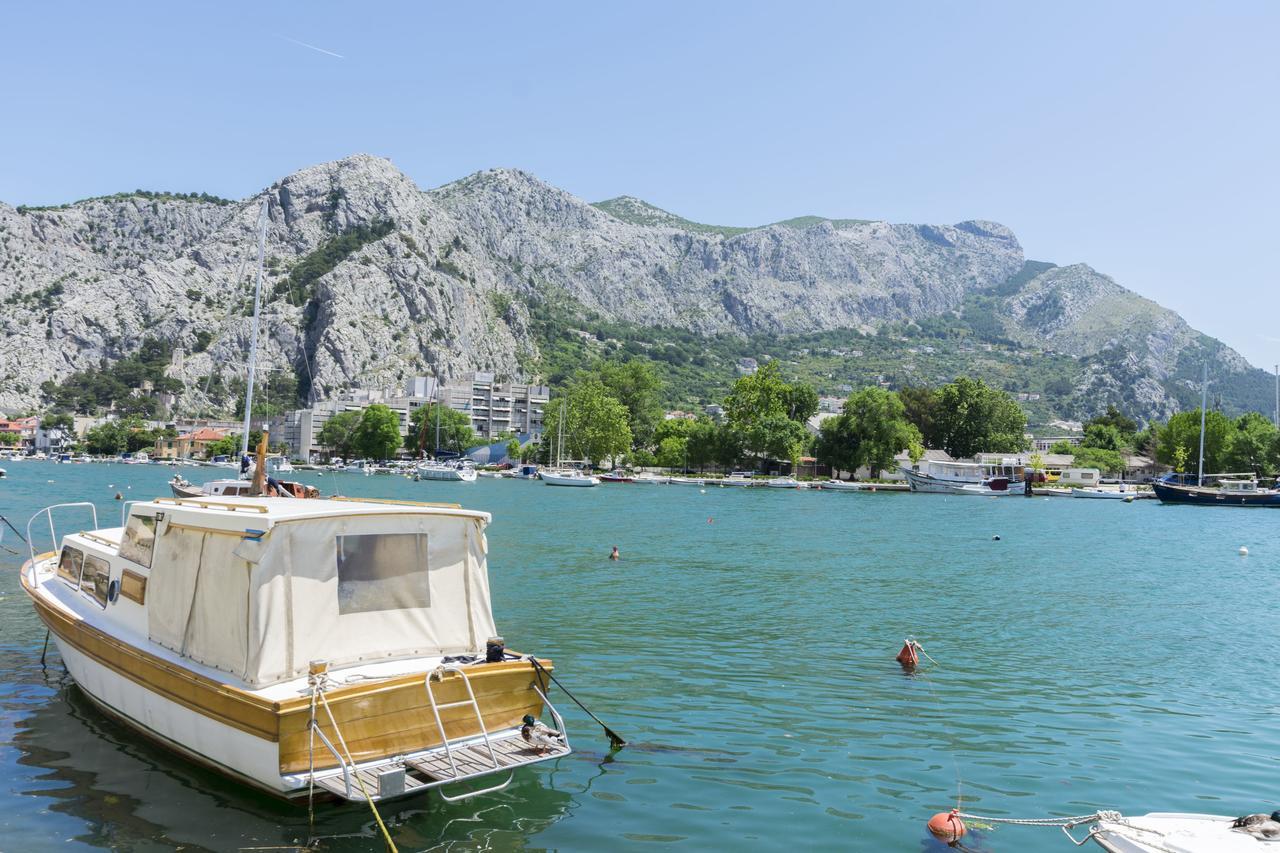 Apartment Ivanka Omiš Eksteriør billede