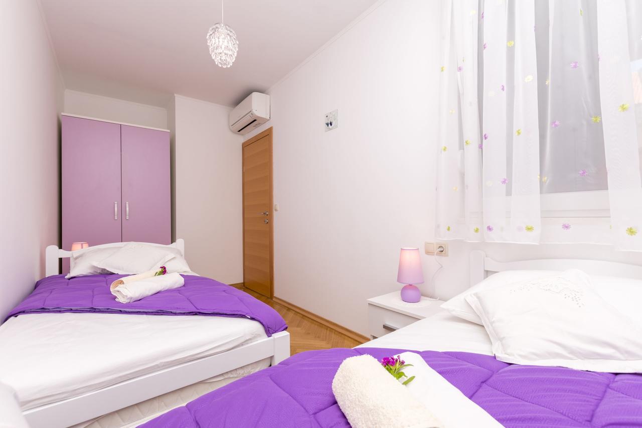 Apartment Ivanka Omiš Eksteriør billede