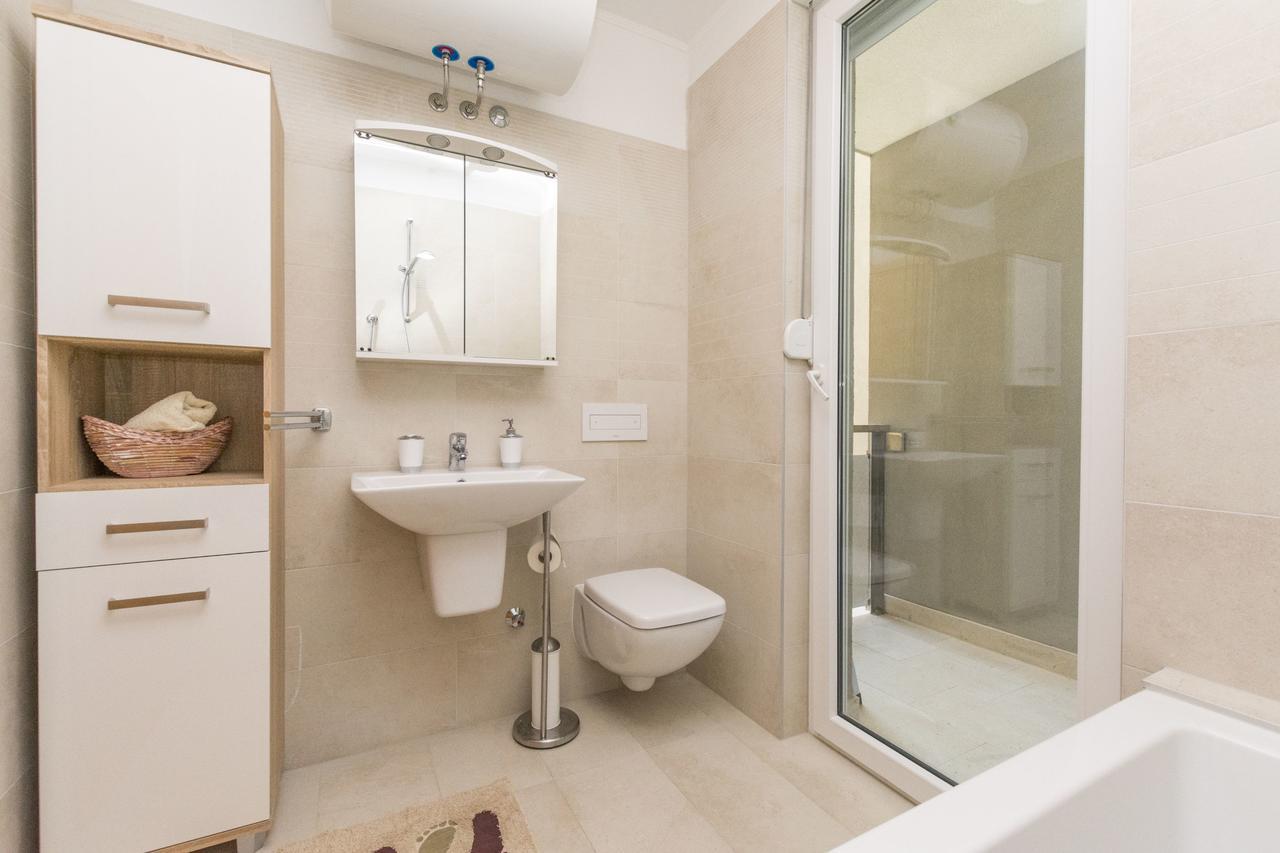 Apartment Ivanka Omiš Eksteriør billede